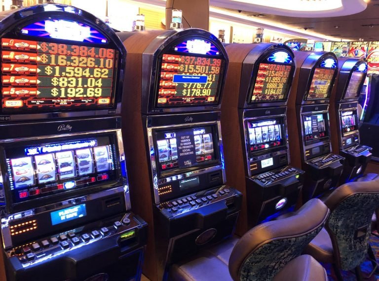 Roulette live di jasadomino — meja roulette dengan dealer cantik dan streaming langsung berkualitas tinggi